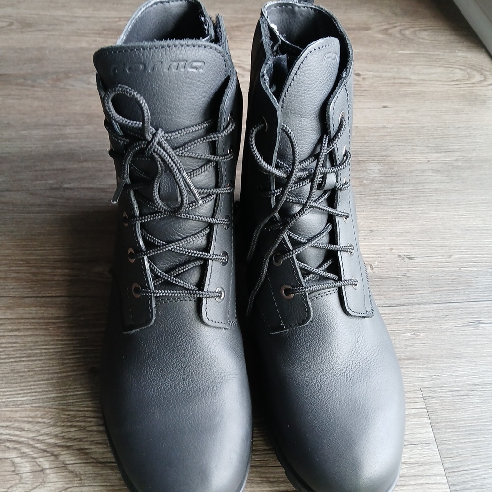 FORMA CRYSTAL DRY Black Leather Moto Boots - Picture 6 of 7